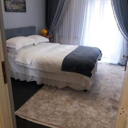 Apartment U Lidii In Center Of Kiev Near Railways Station Bagian luar foto