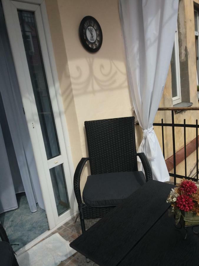 Apartment U Lidii In Center Of Kiev Near Railways Station Bagian luar foto