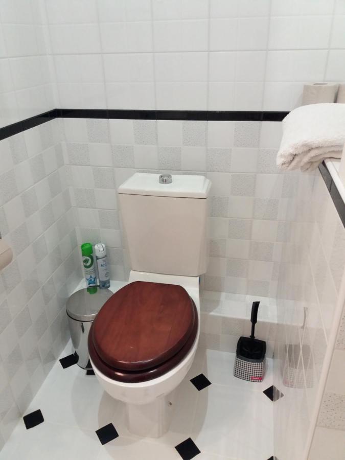 Apartment U Lidii In Center Of Kiev Near Railways Station Bagian luar foto